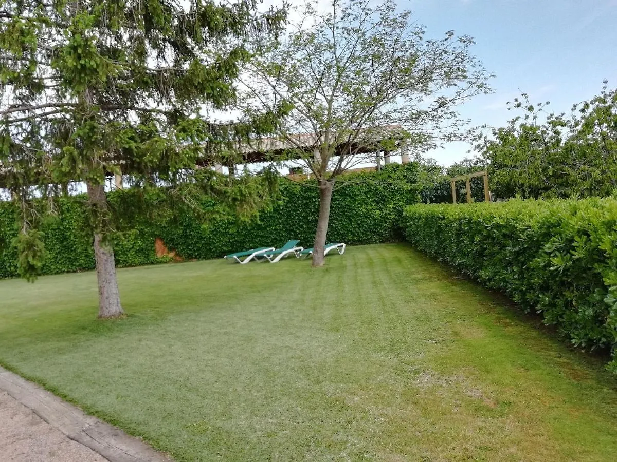 Pleasant Holiday Home In Gerona With Swimming Pool 0*, خيرونا إسبانيا