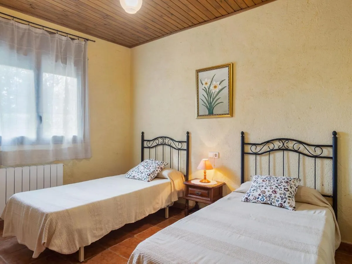 Pleasant Holiday Home In Gerona With Swimming Pool إسبانيا